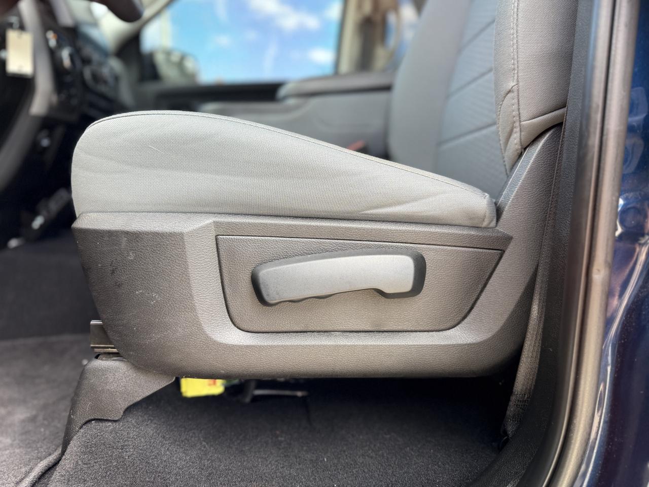 2019 RAM 1500 Classic ST 4x4 Crew Cab 5'7  Box | NAVIGATION | Photo