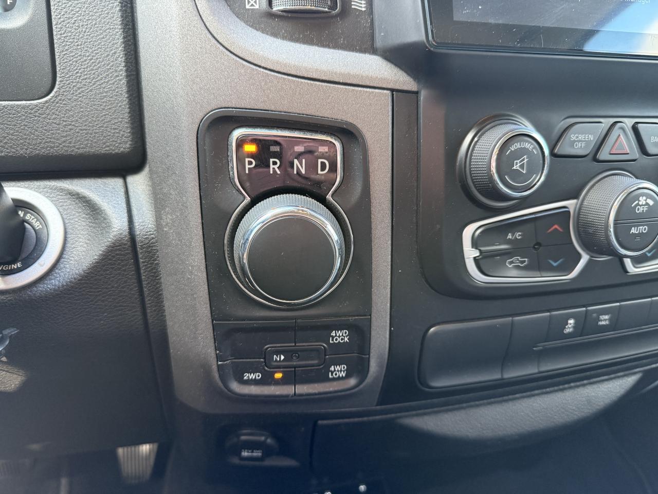 2019 RAM 1500 Classic ST 4x4 Crew Cab 5'7  Box | NAVIGATION | Photo