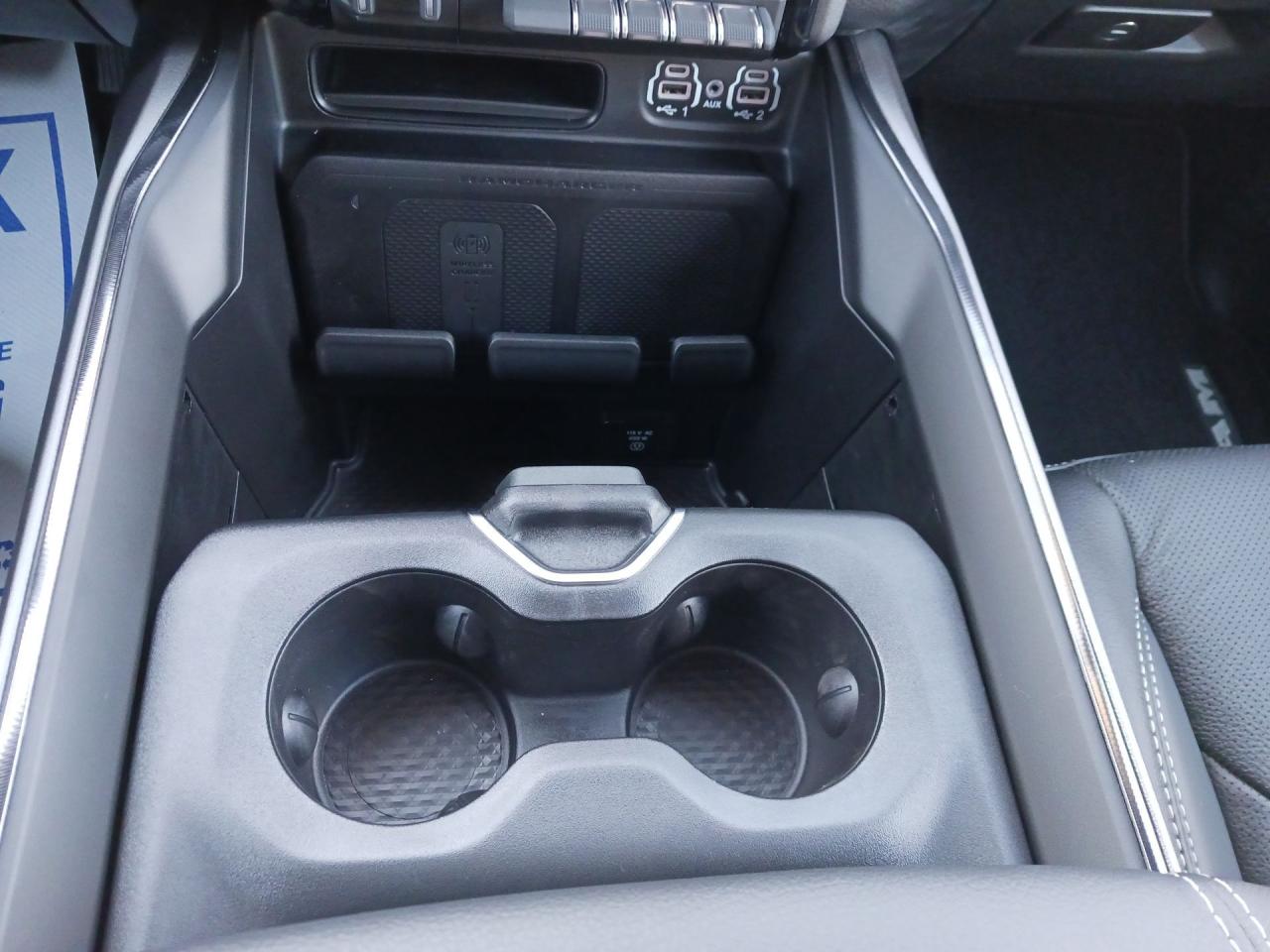 2024 RAM 1500 CREW CAB/NIGHT EDITION/REBEL 12 Photo