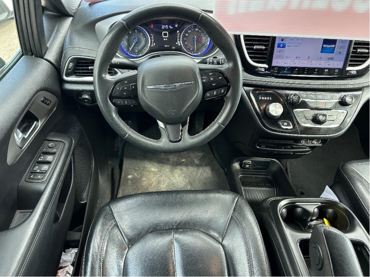 2022 Chrysler Pacifica TOURING L, CLEAN CARFAX, REMOTE START, 8 PASSENGER - Photo #15