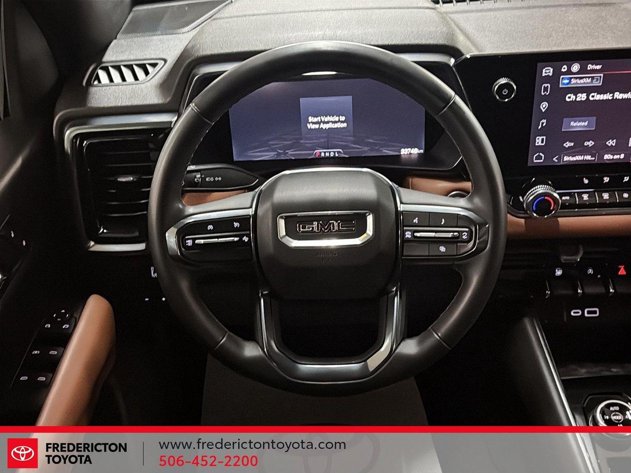 2024 GMC Canyon AT4 Photo