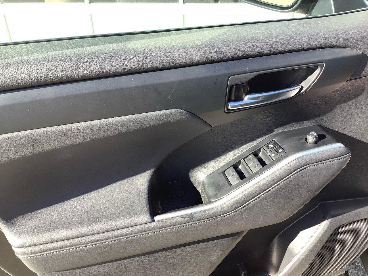 2023 Toyota Highlander HYBRID XLE Photo