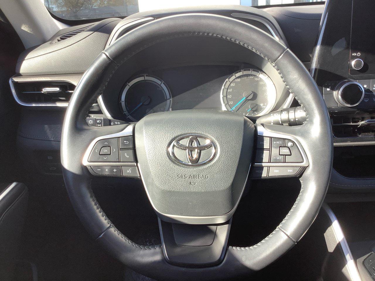 2023 Toyota Highlander HYBRID XLE Photo