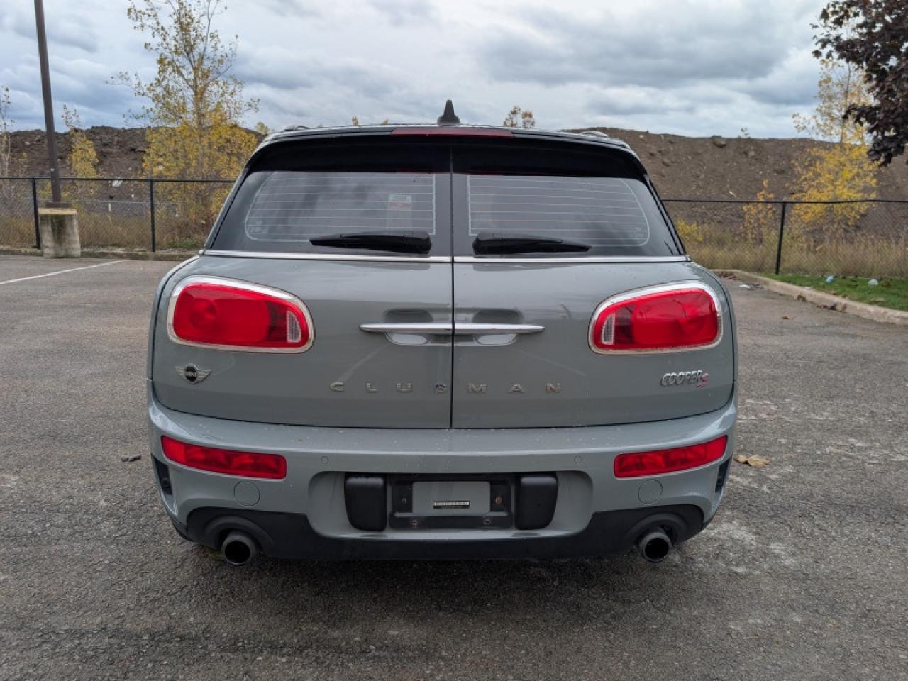 2017 MINI Cooper Clubman Clubman ALL4  **ULTRA LOW KMS** Photo