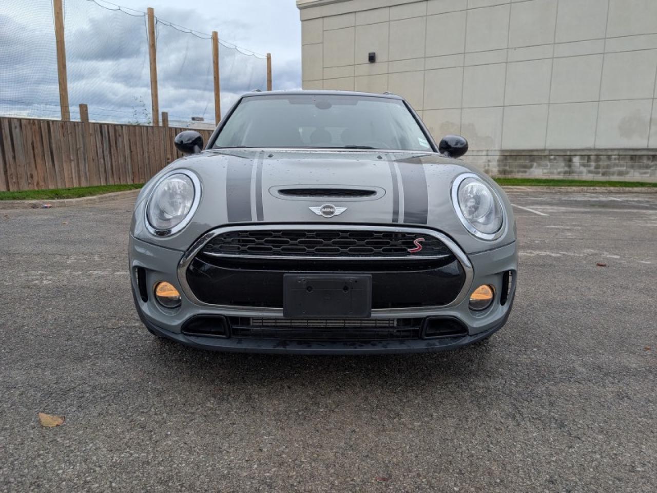 2017 MINI Cooper Clubman Clubman ALL4  **ULTRA LOW KMS** Photo