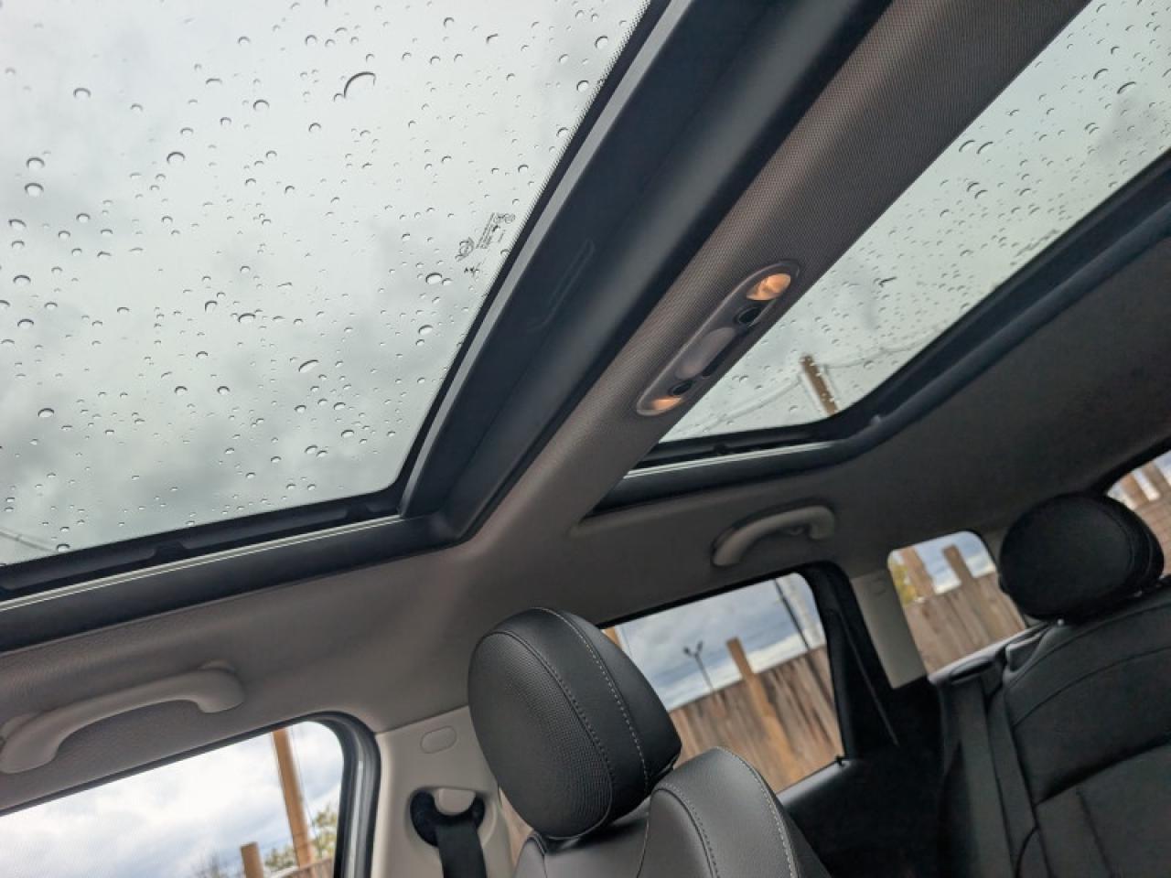 2017 MINI Cooper Clubman Clubman ALL4  **ULTRA LOW KMS** Photo