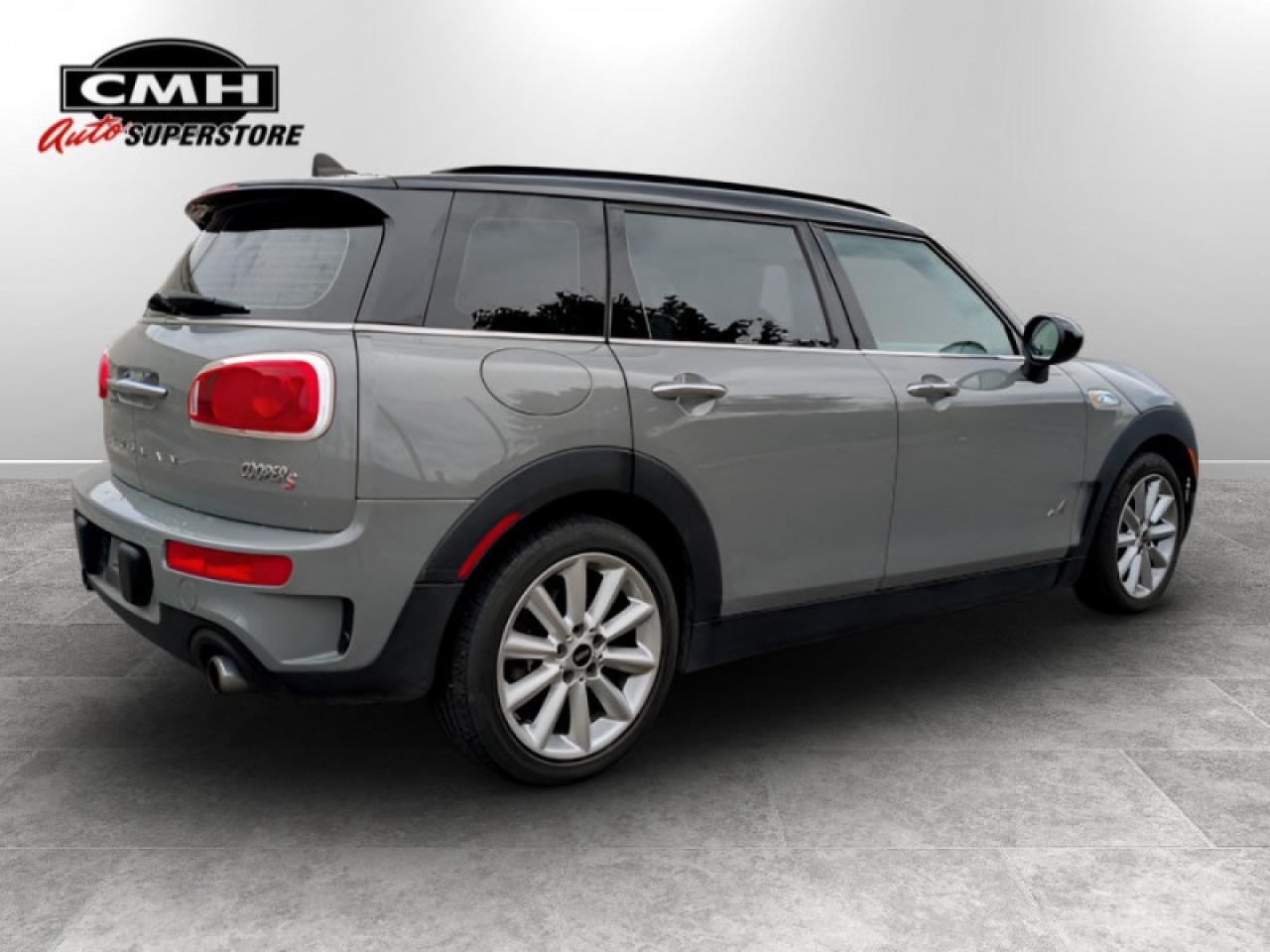 2017 MINI Cooper Clubman Clubman ALL4  **ULTRA LOW KMS** Photo