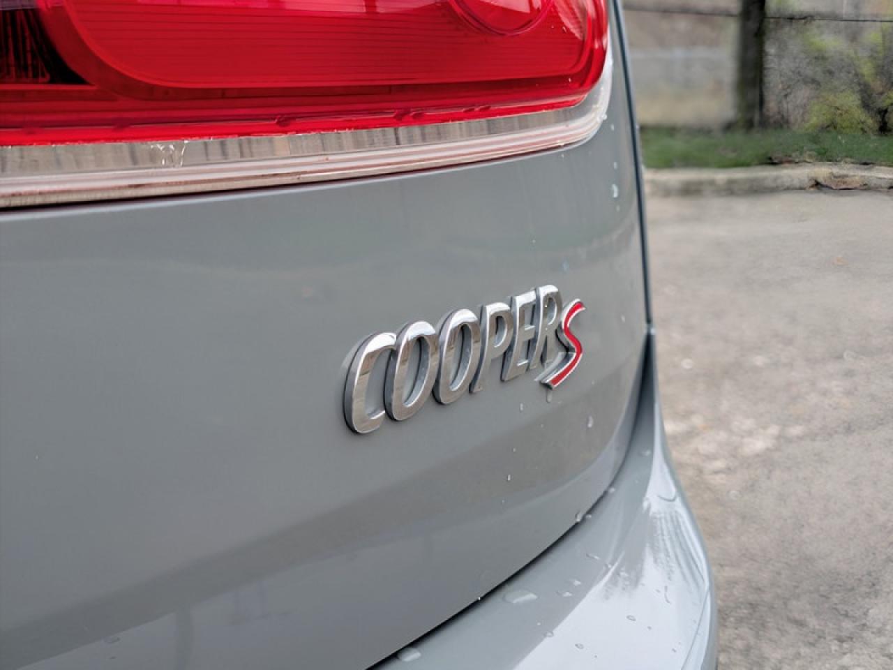 2017 MINI Cooper Clubman Clubman ALL4  **ULTRA LOW KMS** Photo