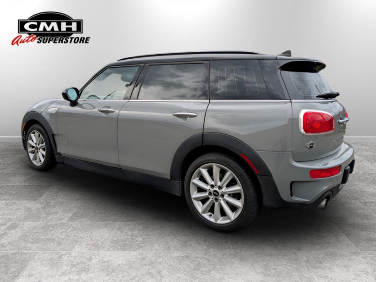 2017 MINI Cooper Clubman Clubman ALL4  **ULTRA LOW KMS** Photo