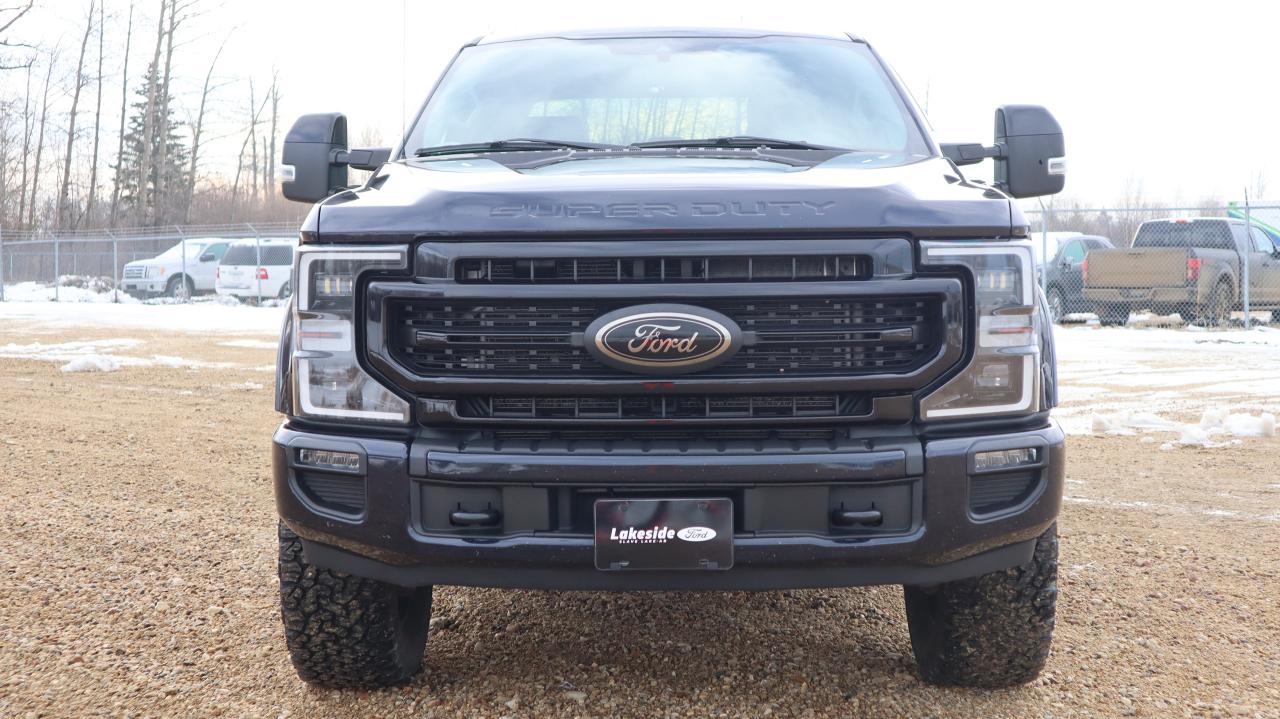 2021 Ford F-350 Super Duty SRW Lariat Photo2