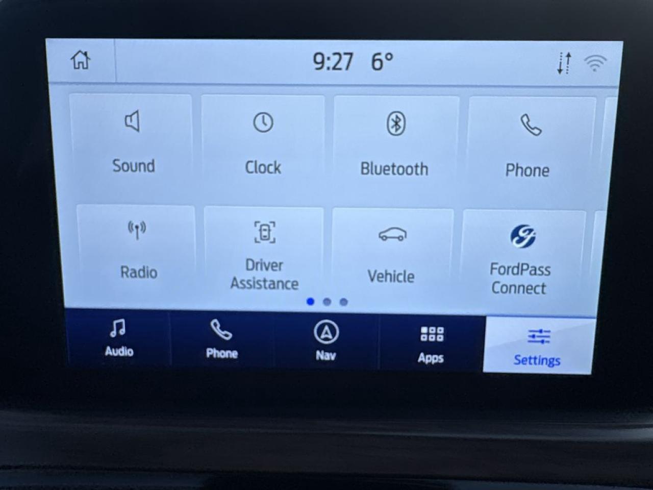 2020 Ford Escape Titanium Hybrid Photo5