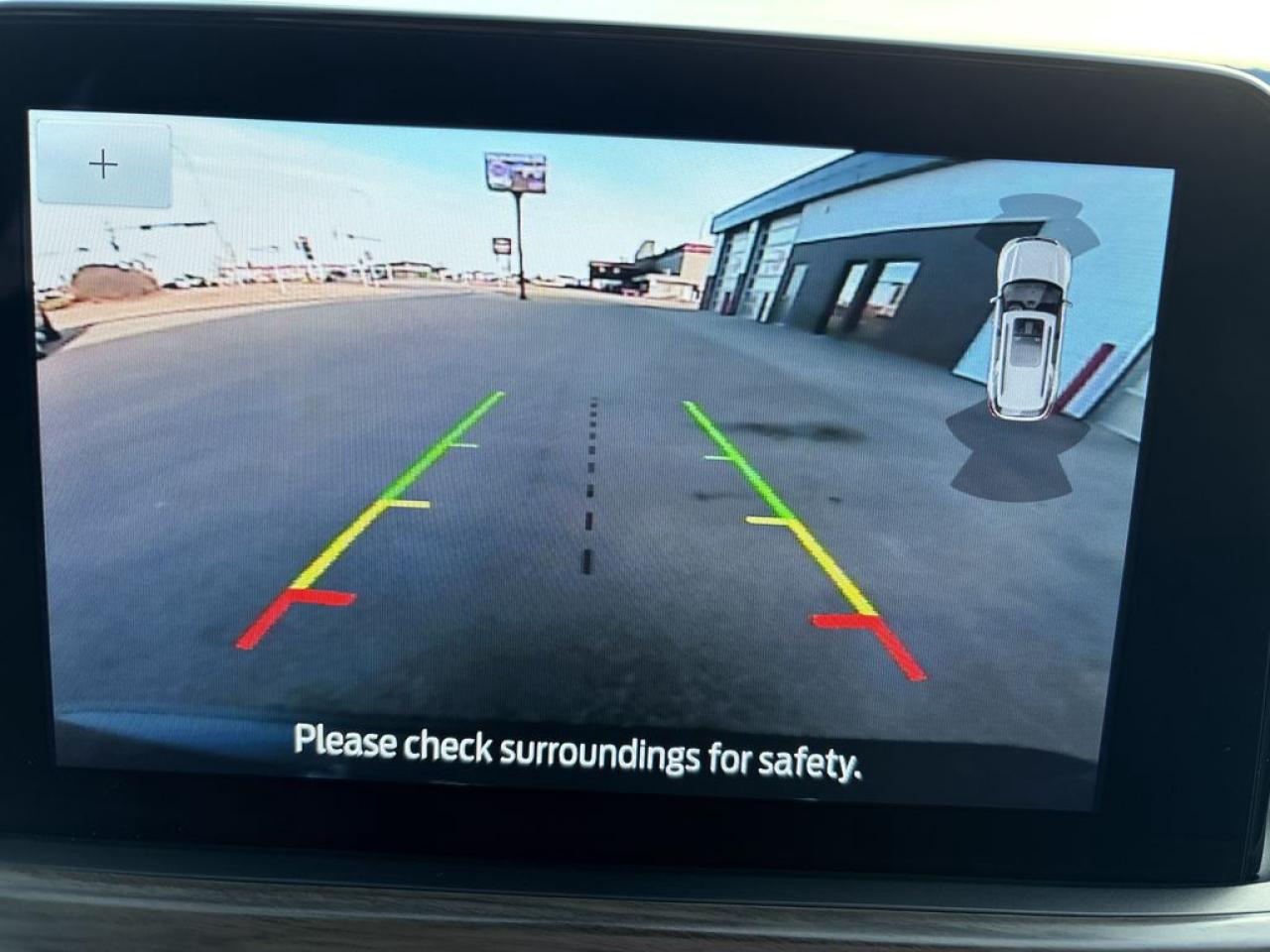 2020 Ford Escape Titanium Hybrid Photo5