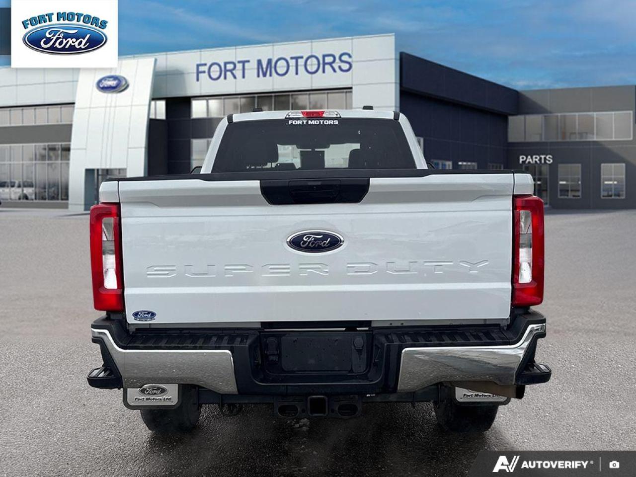 2024 Ford F-350 Super Duty SRW XLT Photo4