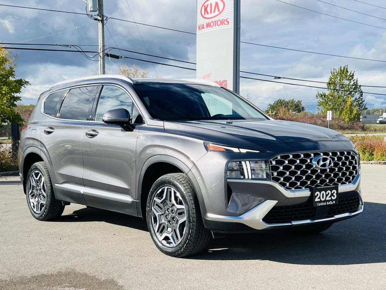 2023 Hyundai Santa Fe PLUG-IN HYBRID Luxury Photo