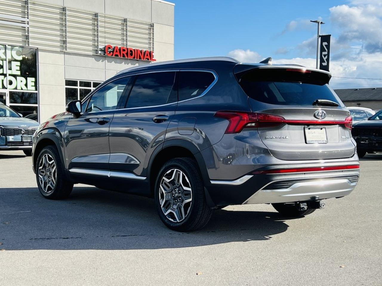 2023 Hyundai Santa Fe PLUG-IN HYBRID Luxury Photo