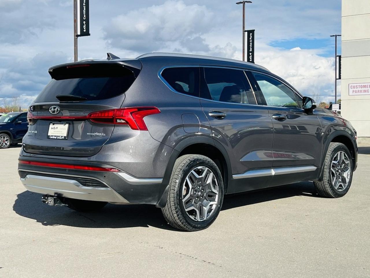 2023 Hyundai Santa Fe PLUG-IN HYBRID Luxury Photo