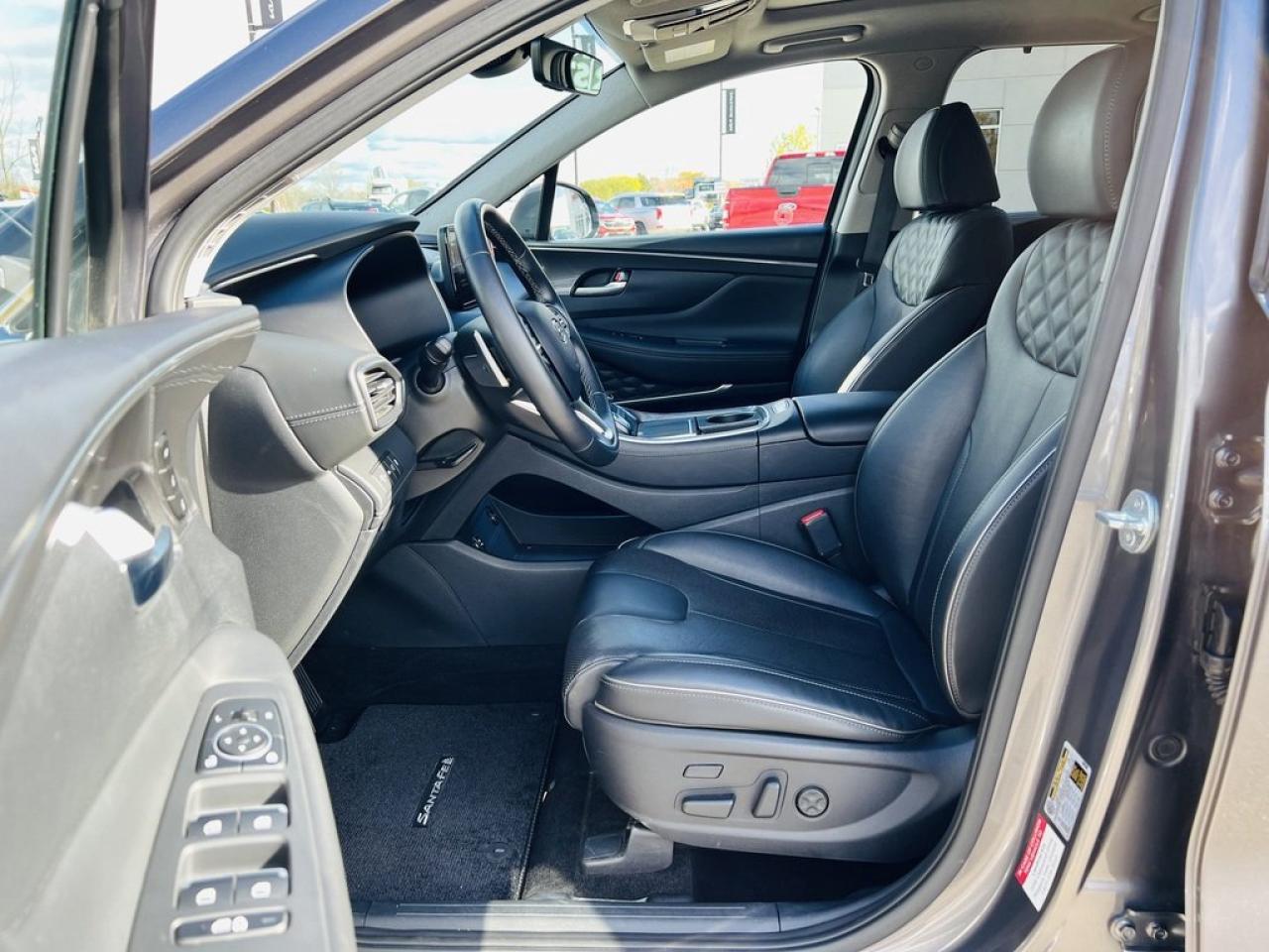 2023 Hyundai Santa Fe PLUG-IN HYBRID Luxury Photo