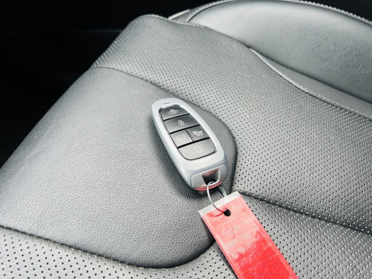 2023 Hyundai Santa Fe PLUG-IN HYBRID Luxury Photo