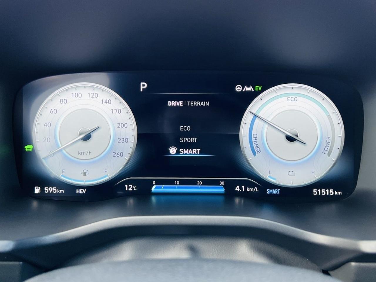 2023 Hyundai Santa Fe PLUG-IN HYBRID Luxury Photo