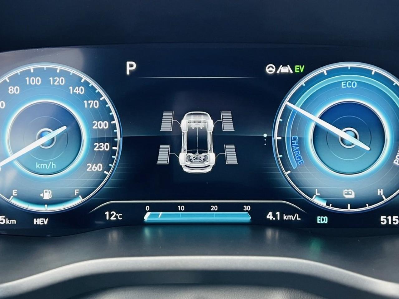 2023 Hyundai Santa Fe PLUG-IN HYBRID Luxury Photo