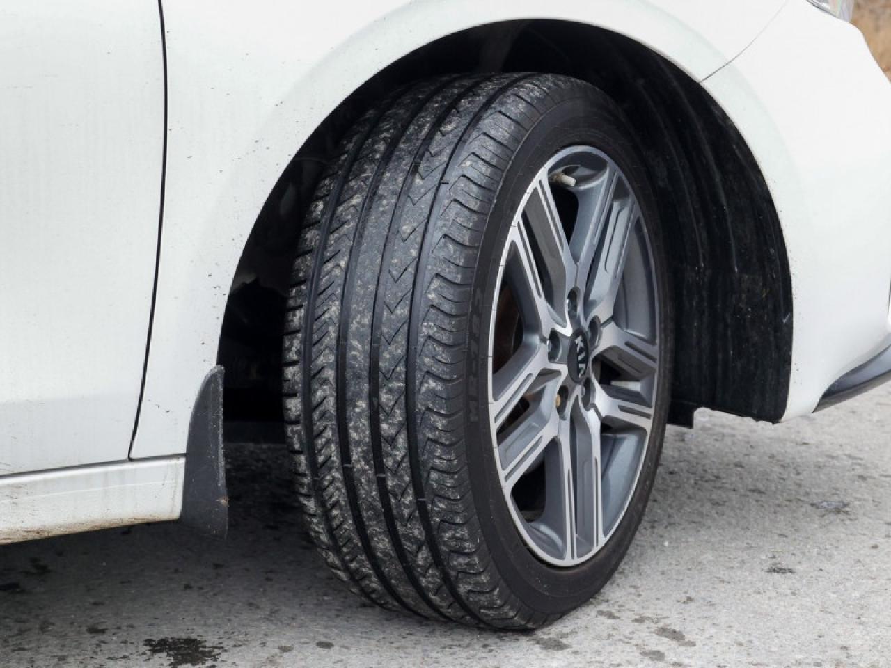 2019 Kia Forte EX IVT  - $172 B/W Photo