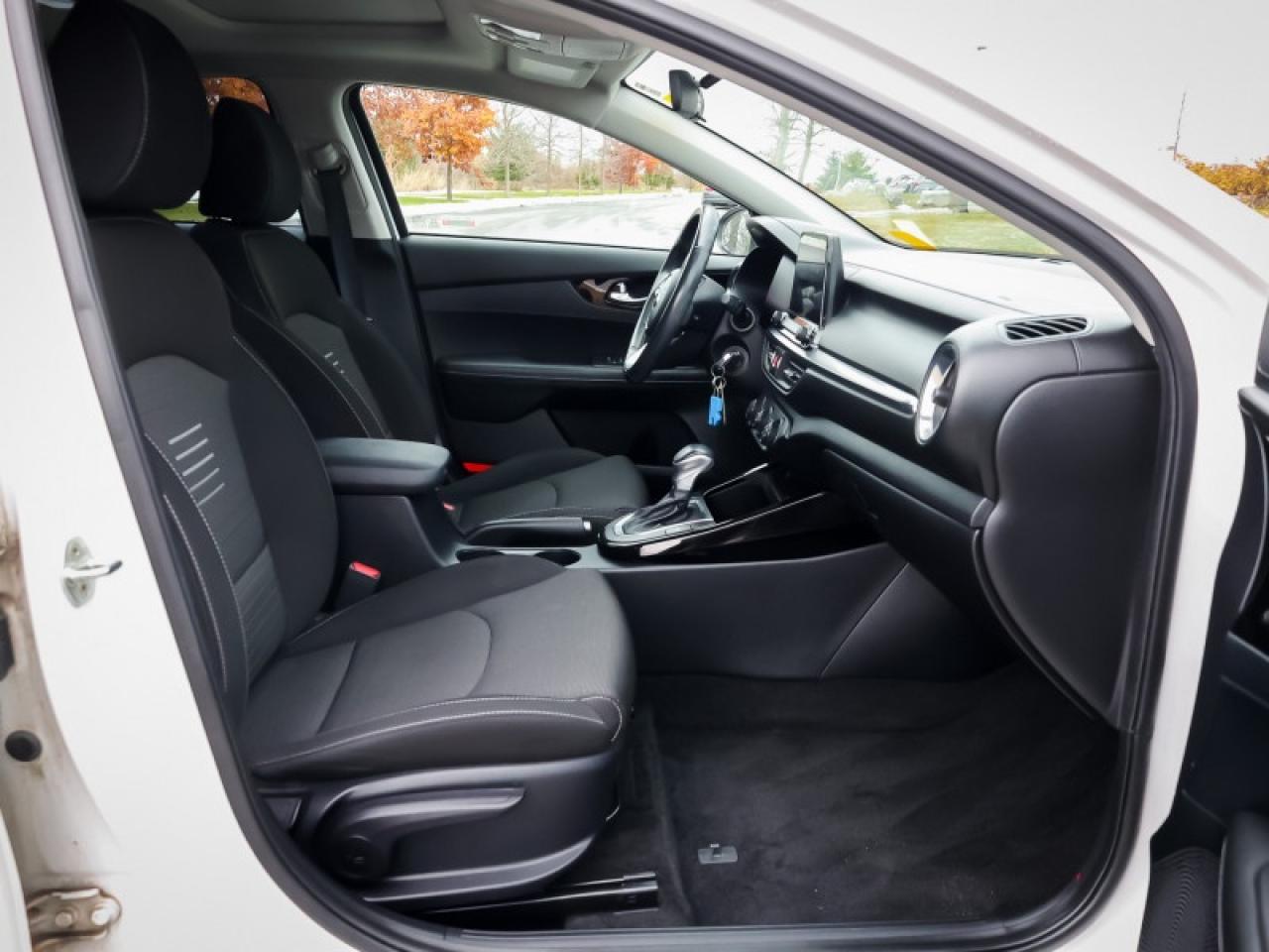 2019 Kia Forte EX IVT  - $172 B/W Photo