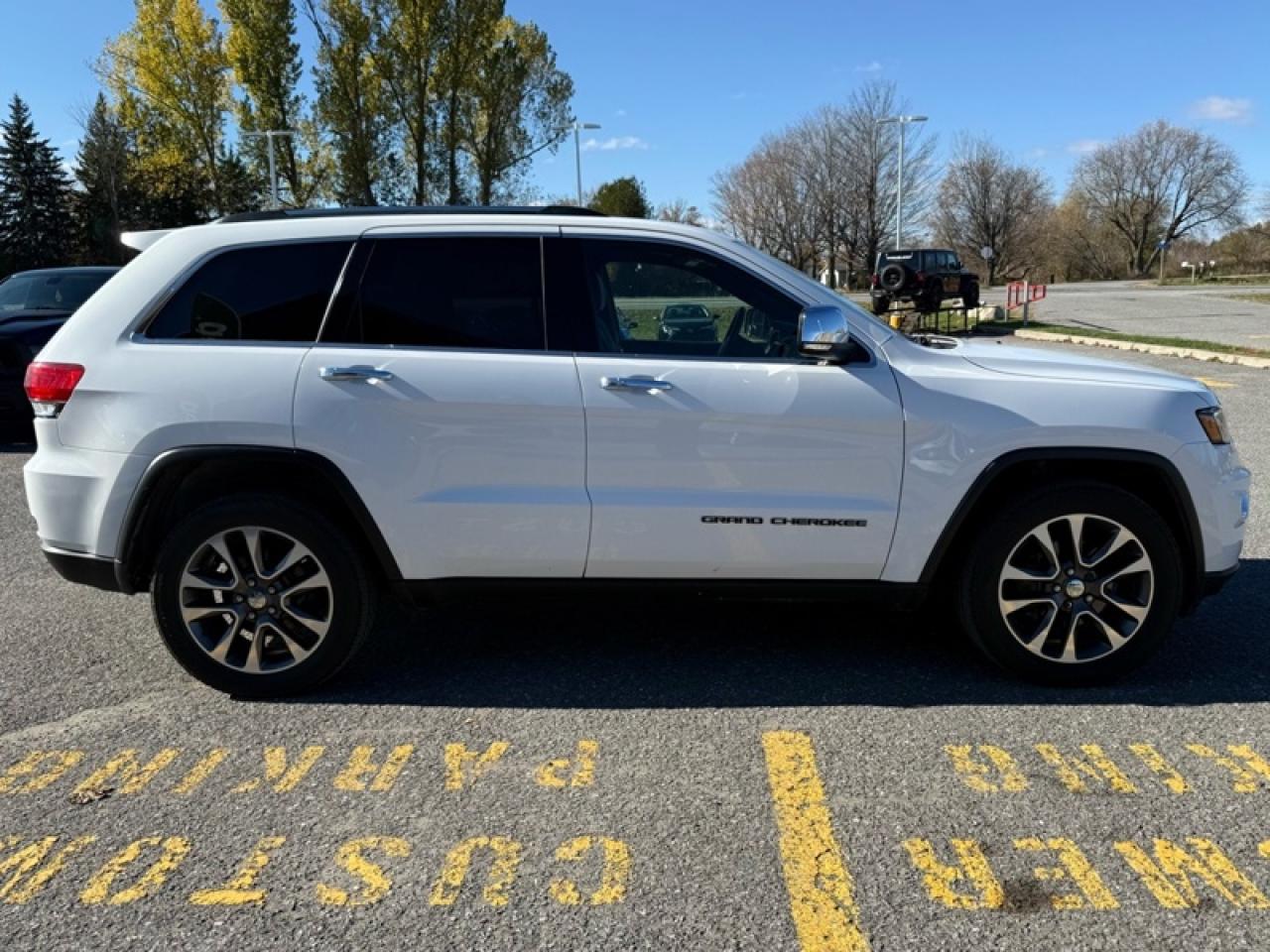 2018 Jeep Grand Cherokee Limited  - Leather Seats Photo