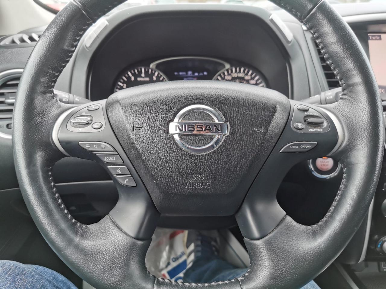 2019 Nissan Pathfinder SV - Photo #22