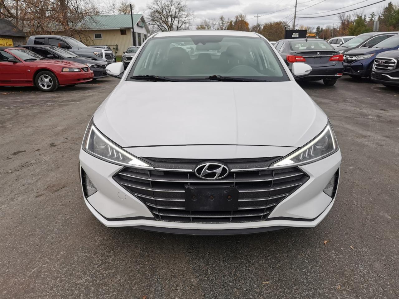 2020 Hyundai Elantra Limited - Photo #8