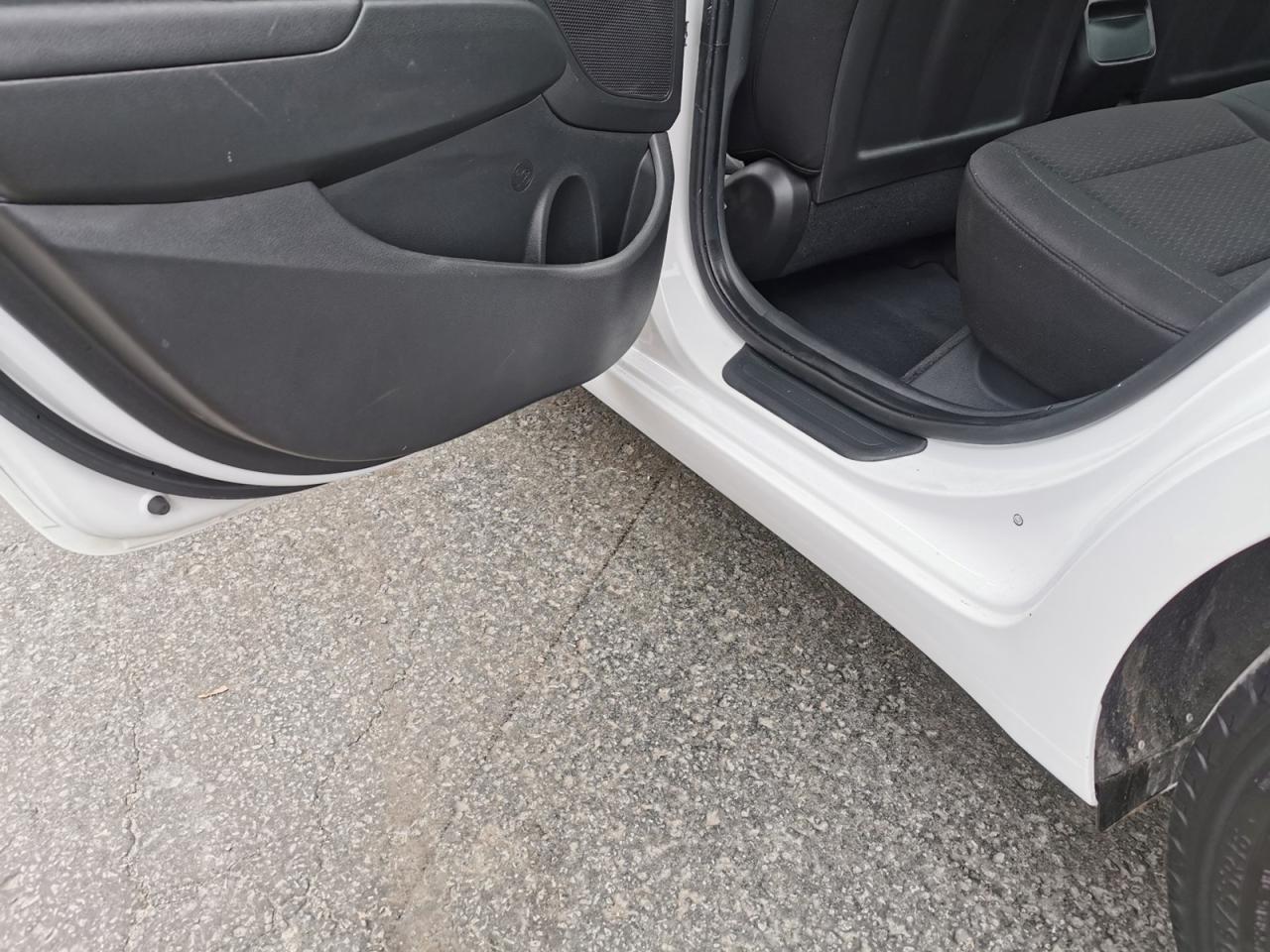 2020 Hyundai Elantra Limited - Photo #14
