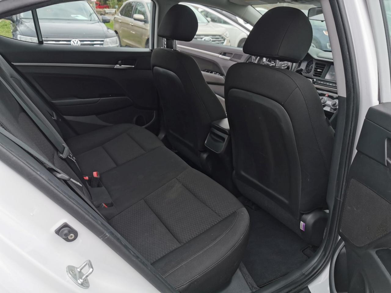 2020 Hyundai Elantra Limited - Photo #15