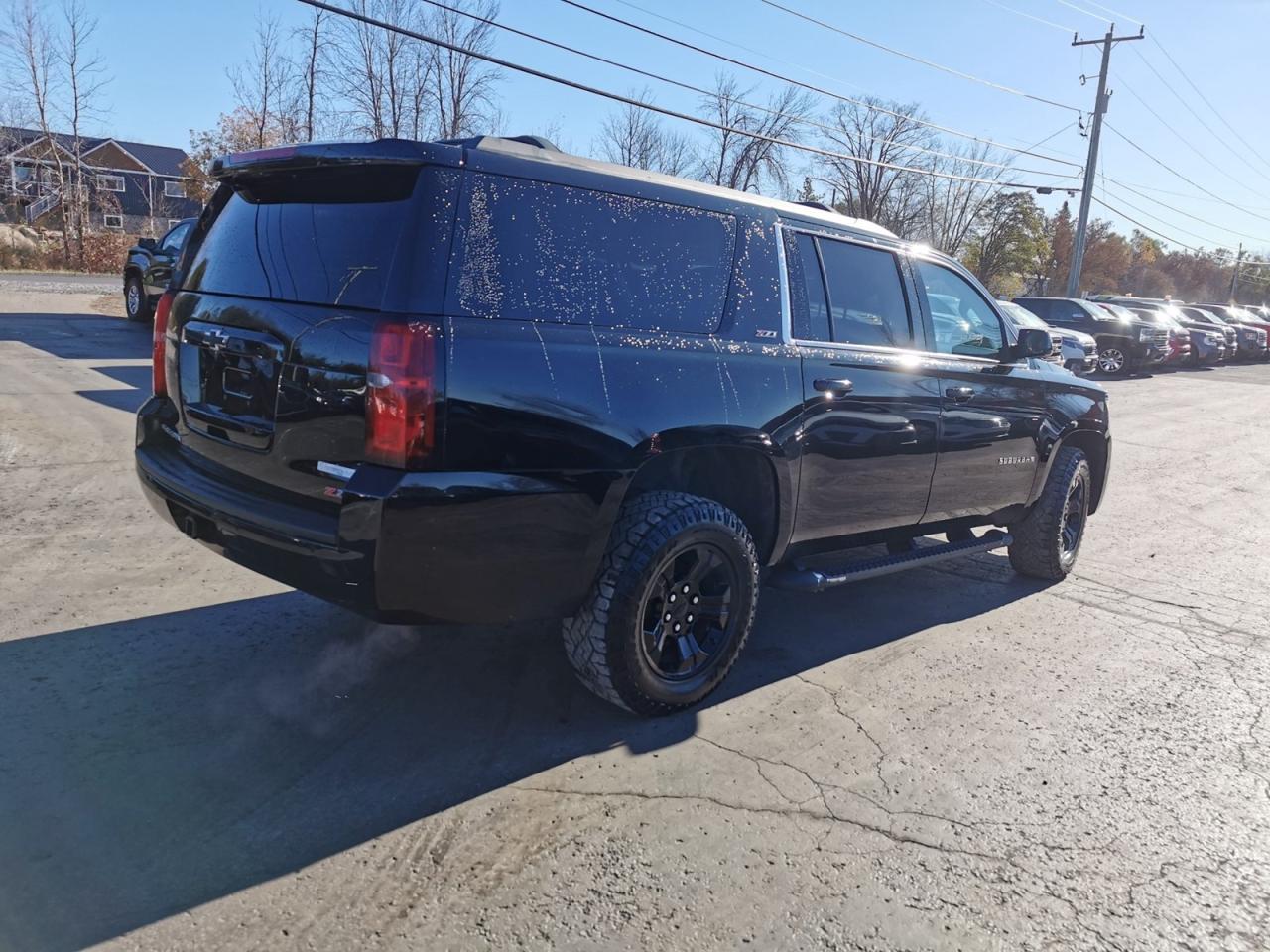 2020 Chevrolet Suburban LT - Photo #6