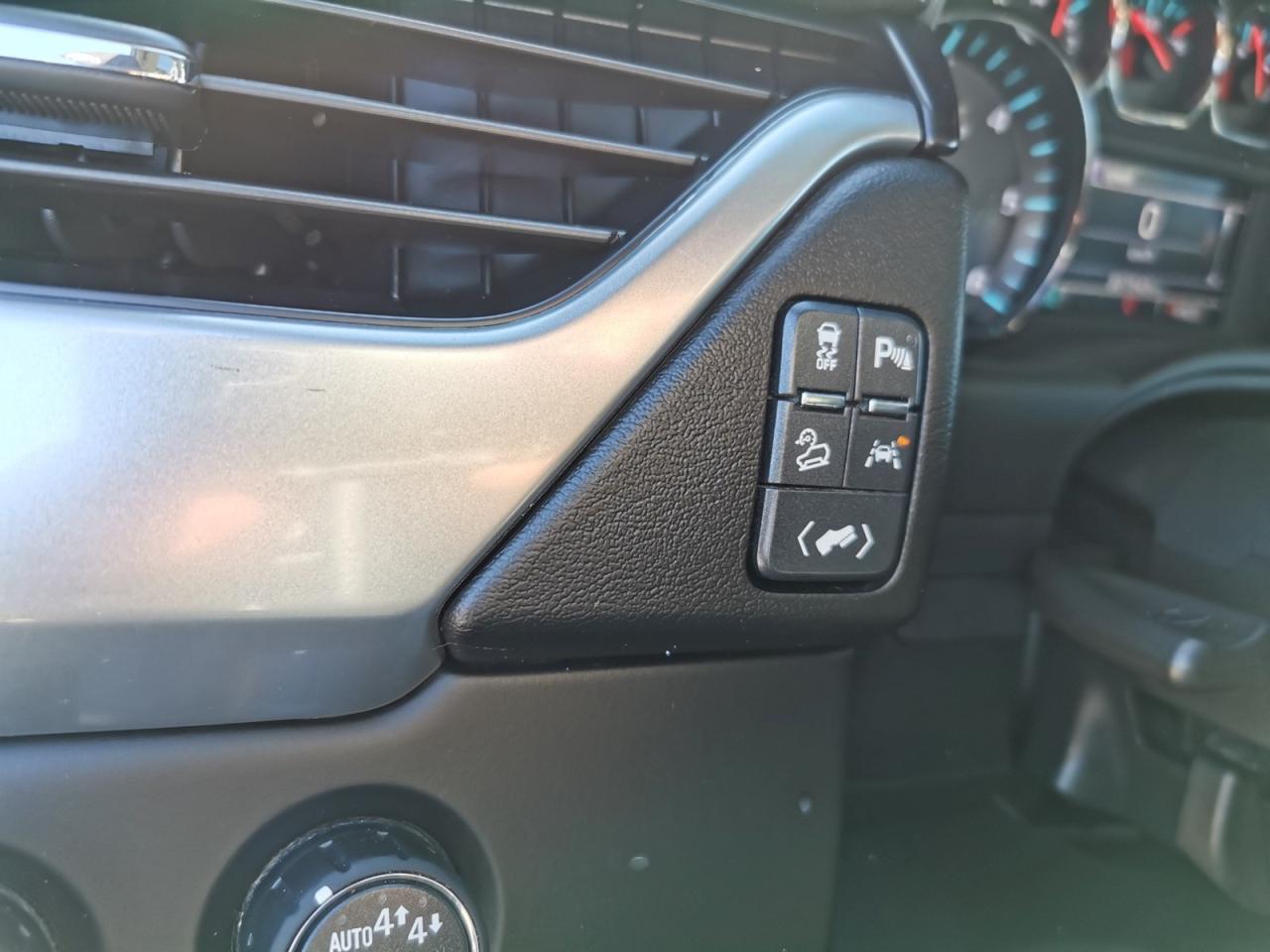 2020 Chevrolet Suburban LT - Photo #19