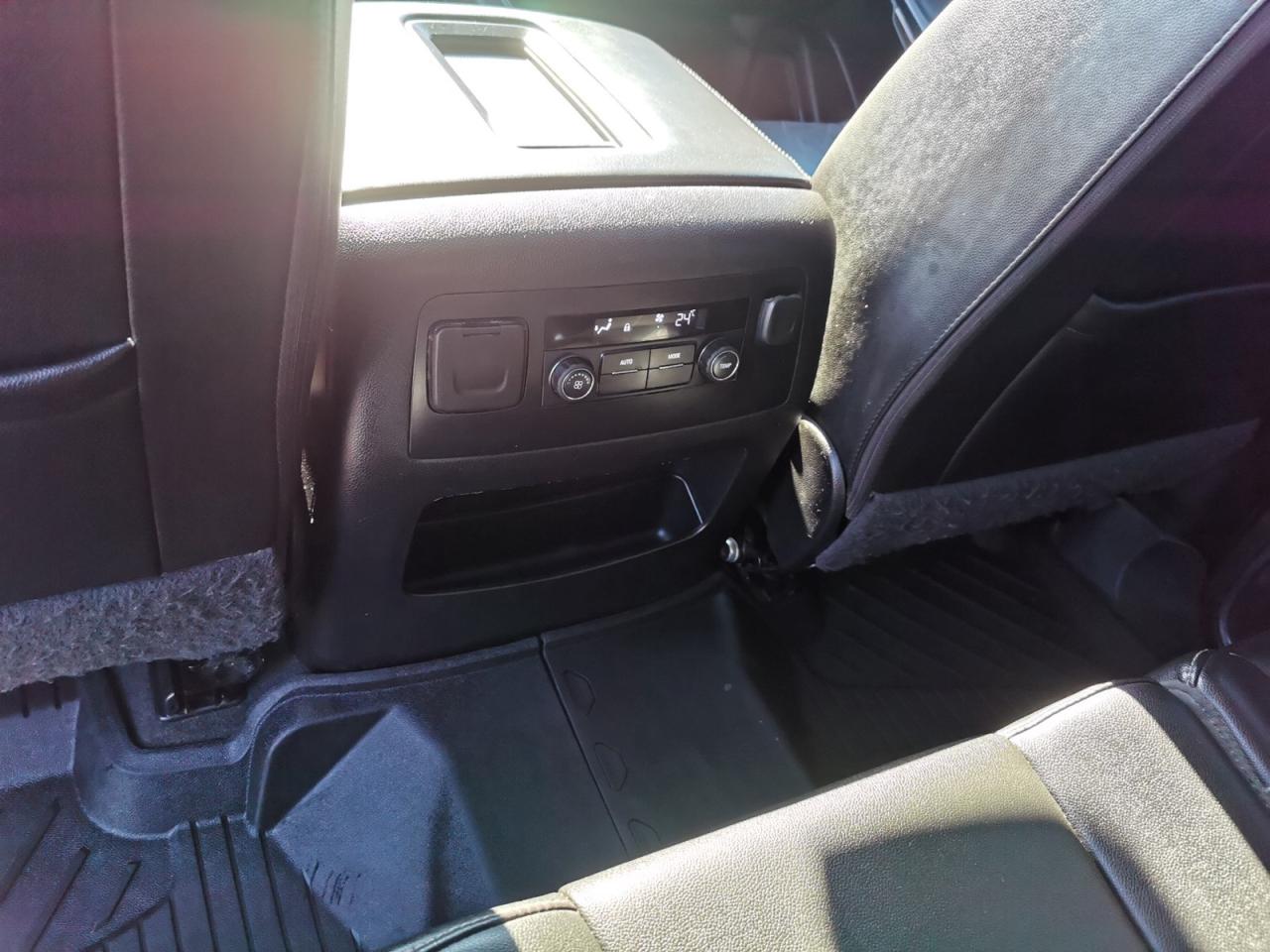 2020 Chevrolet Suburban LT - Photo #31