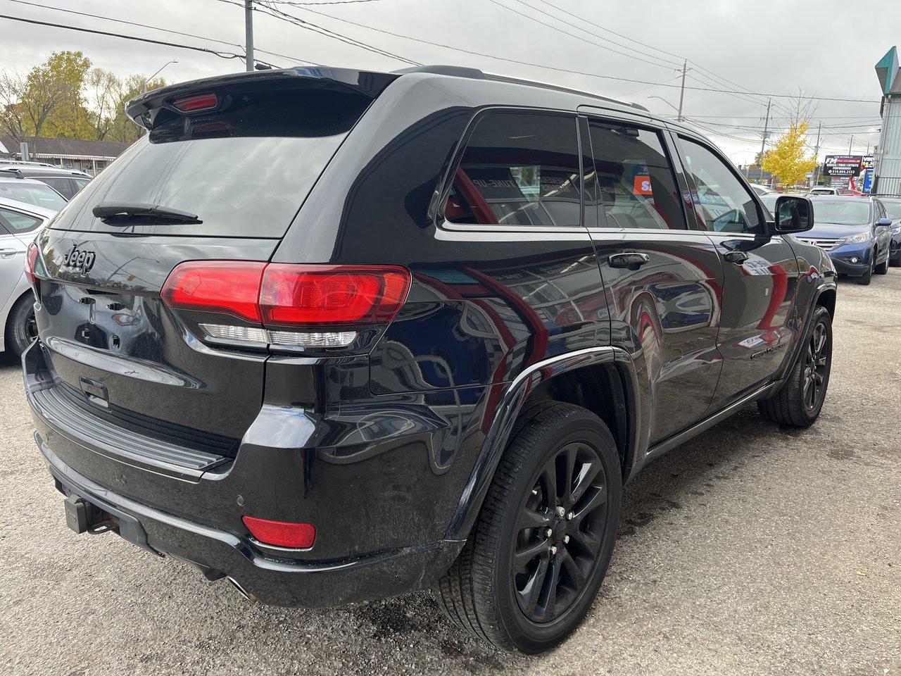 2018 Jeep Grand Cherokee Altitude Iv Photo3