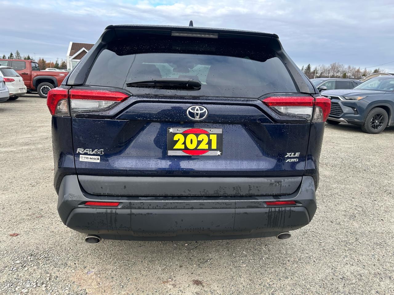 2021 Toyota RAV4  Photo3