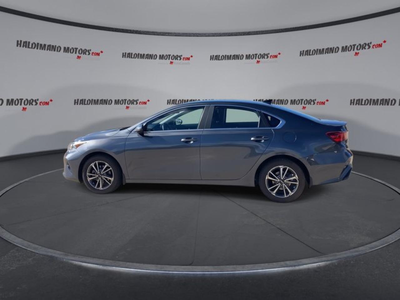 2023 Kia Forte GT Line Photo