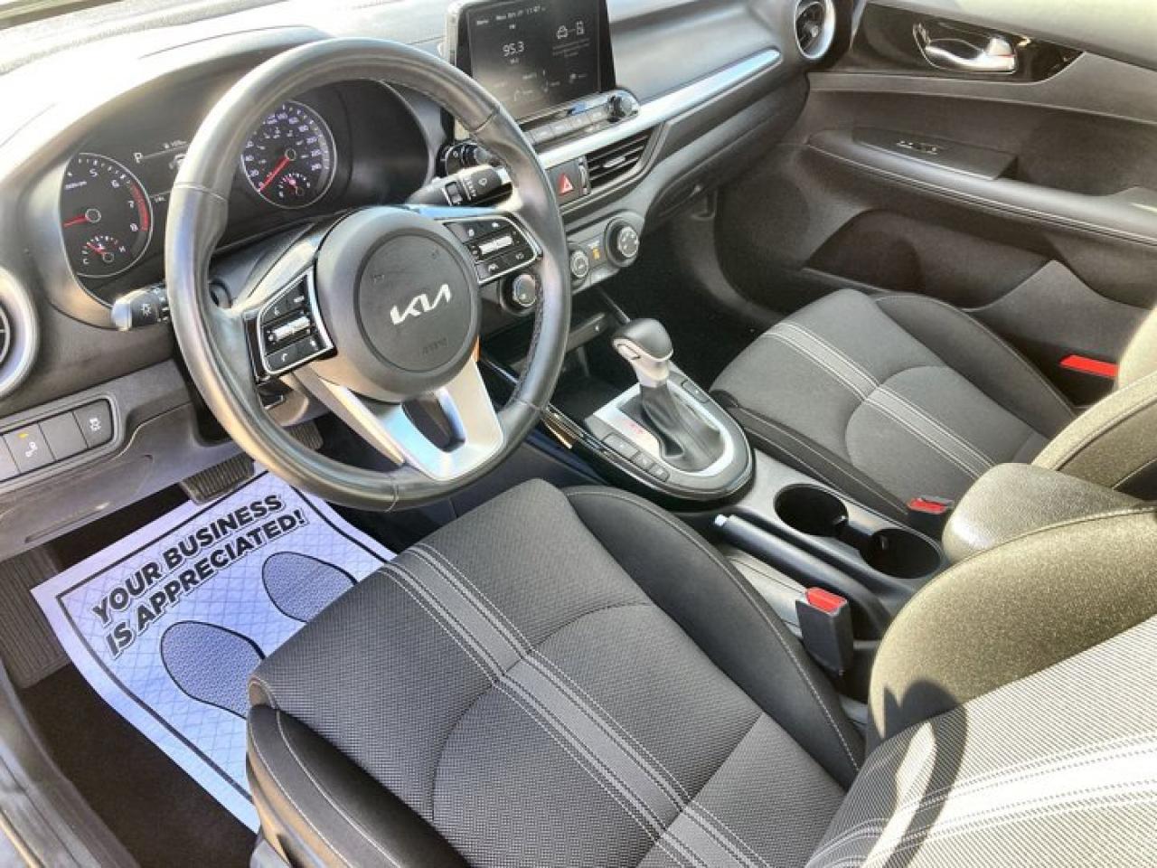 2023 Kia Forte GT Line Photo
