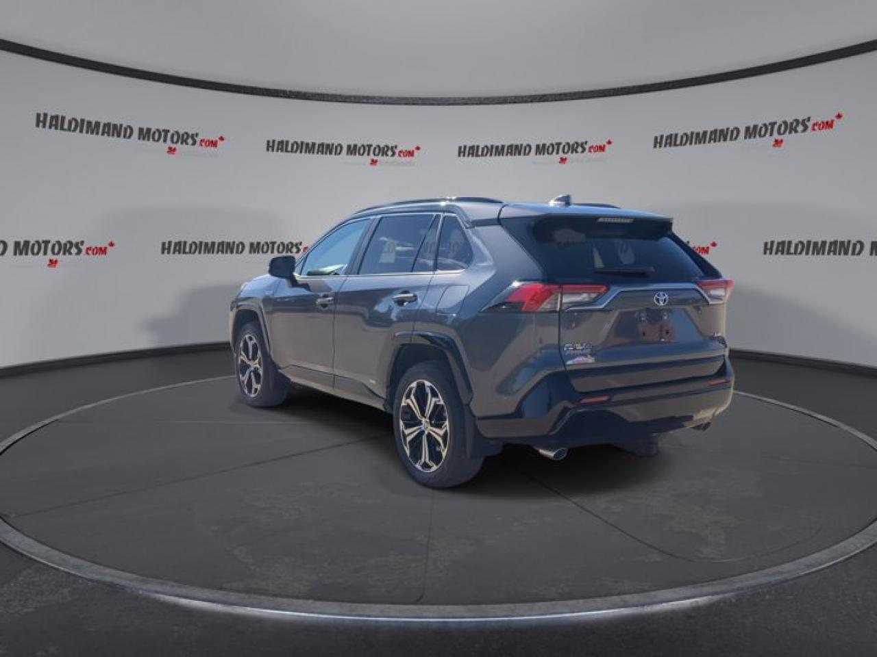 2024 Toyota RAV4 Prime XSE AWD Hybrid | Heated Seats | Leather Seats | Sunroof Photo