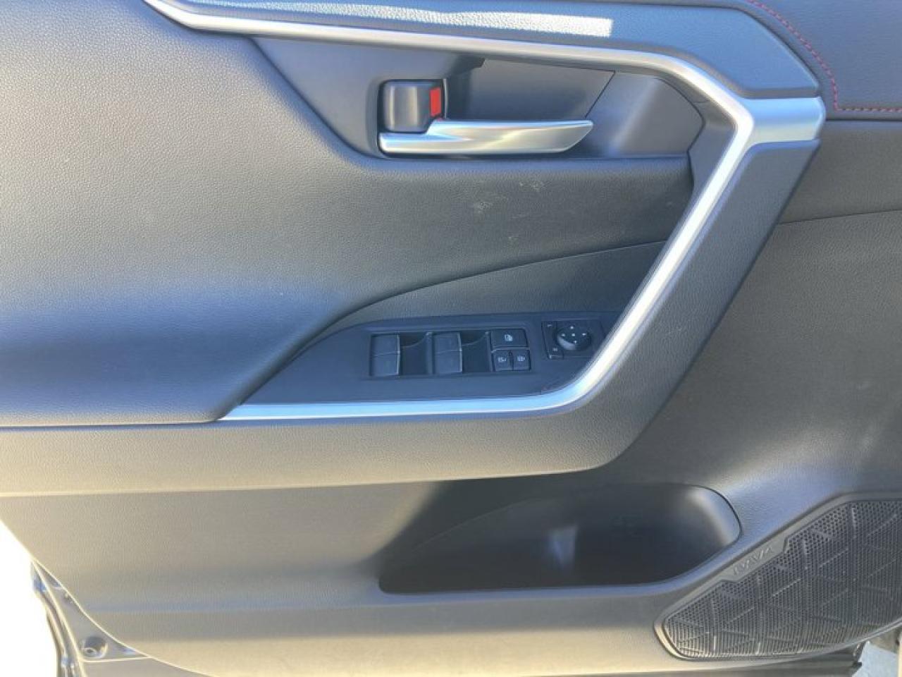 2024 Toyota RAV4 Prime XSE AWD Hybrid | Heated Seats | Leather Seats | Sunroof Photo