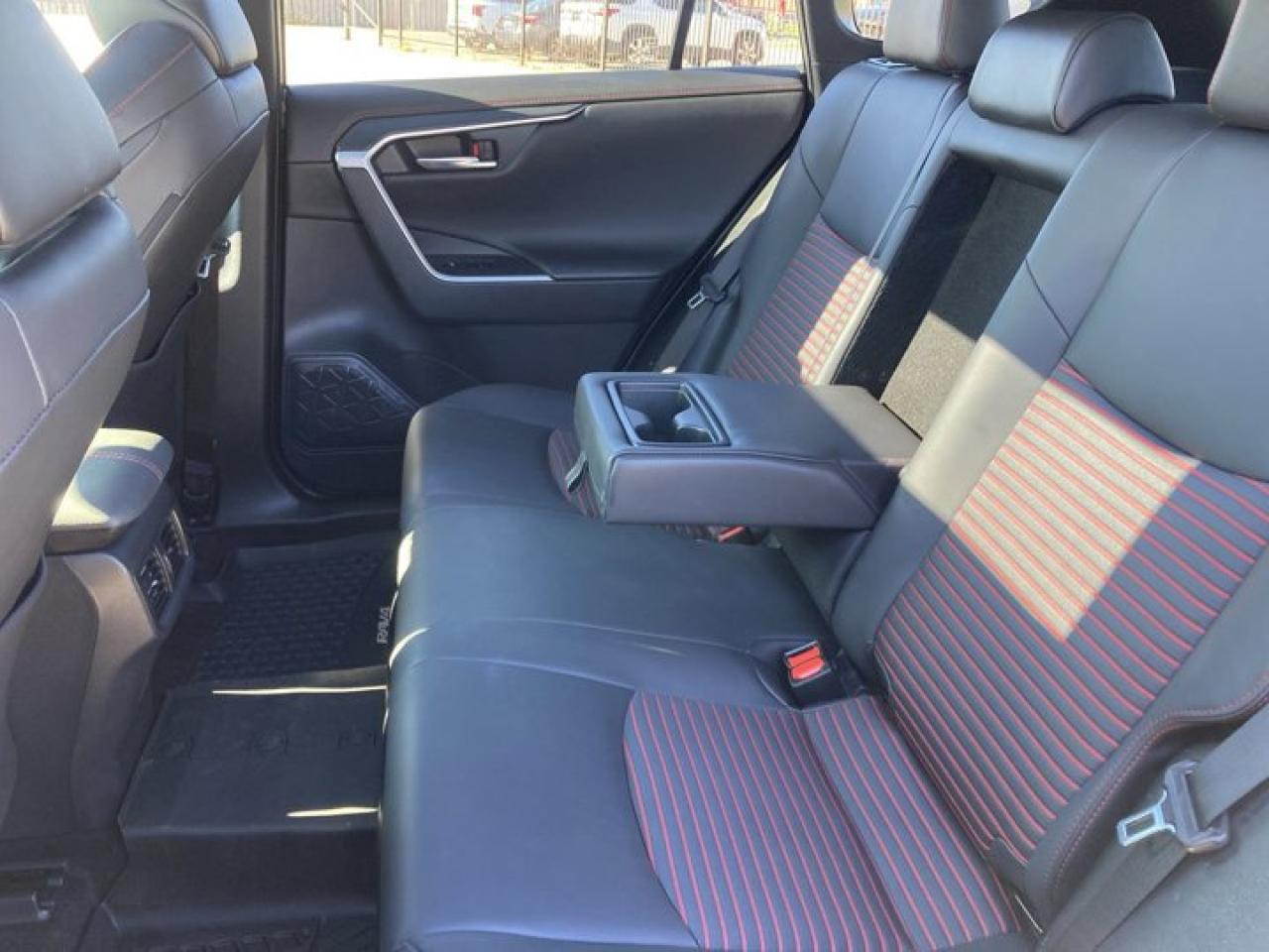 2024 Toyota RAV4 Prime XSE AWD Hybrid | Heated Seats | Leather Seats | Sunroof Photo