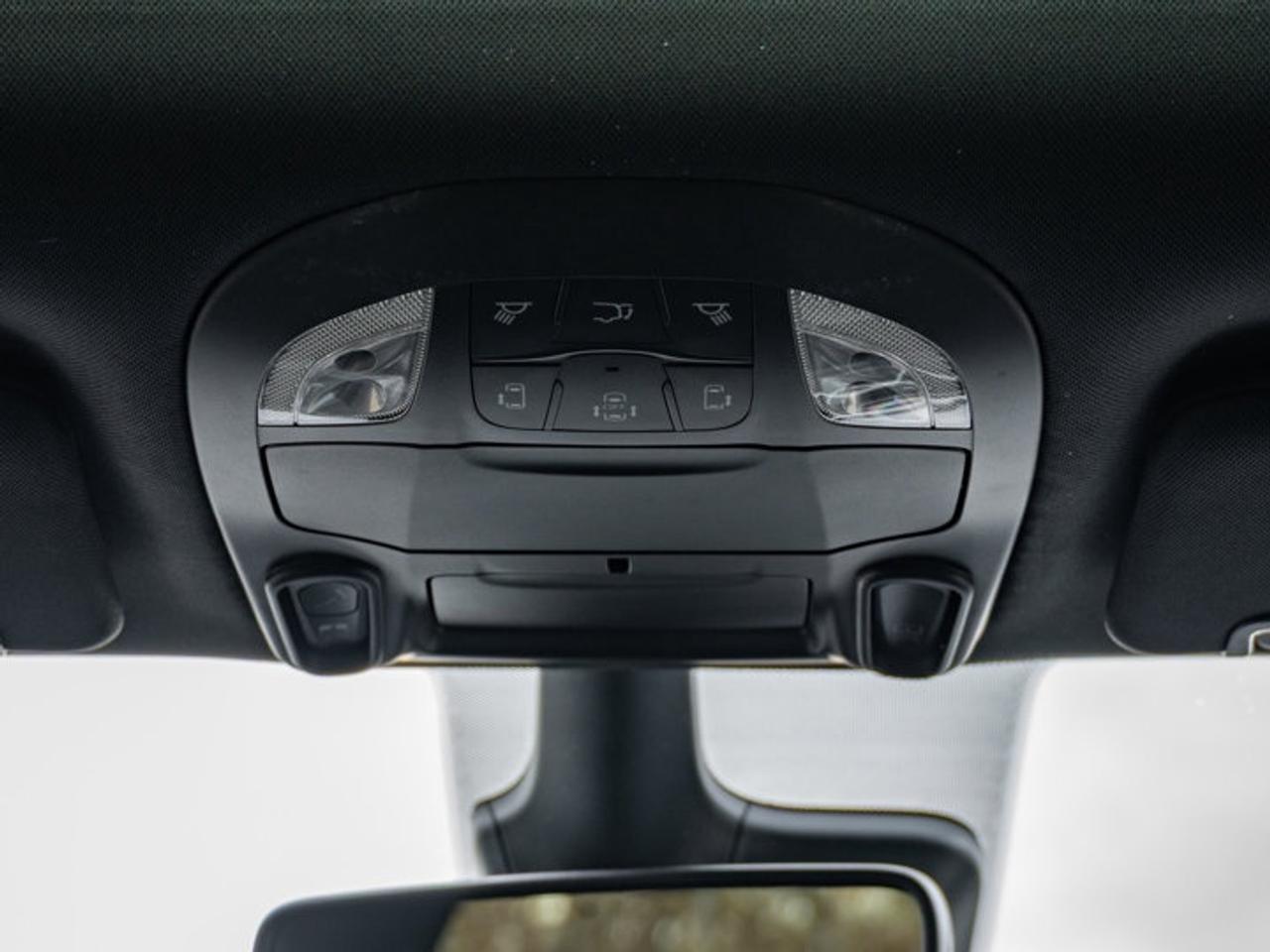 2026 Chrysler Pacifica Select Photo