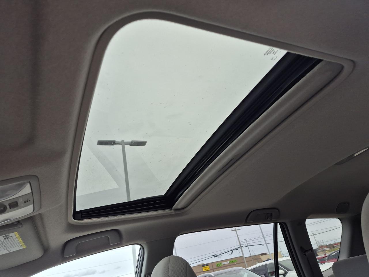 2010 Toyota RAV4 LTD Photo28