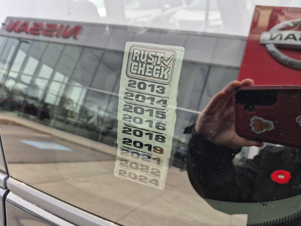 2010 Toyota RAV4 LTD Photo15