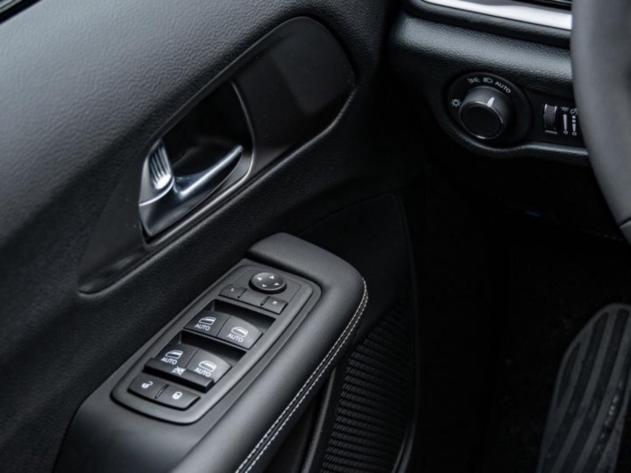 2026 Dodge Grand Caravan SXT Photo