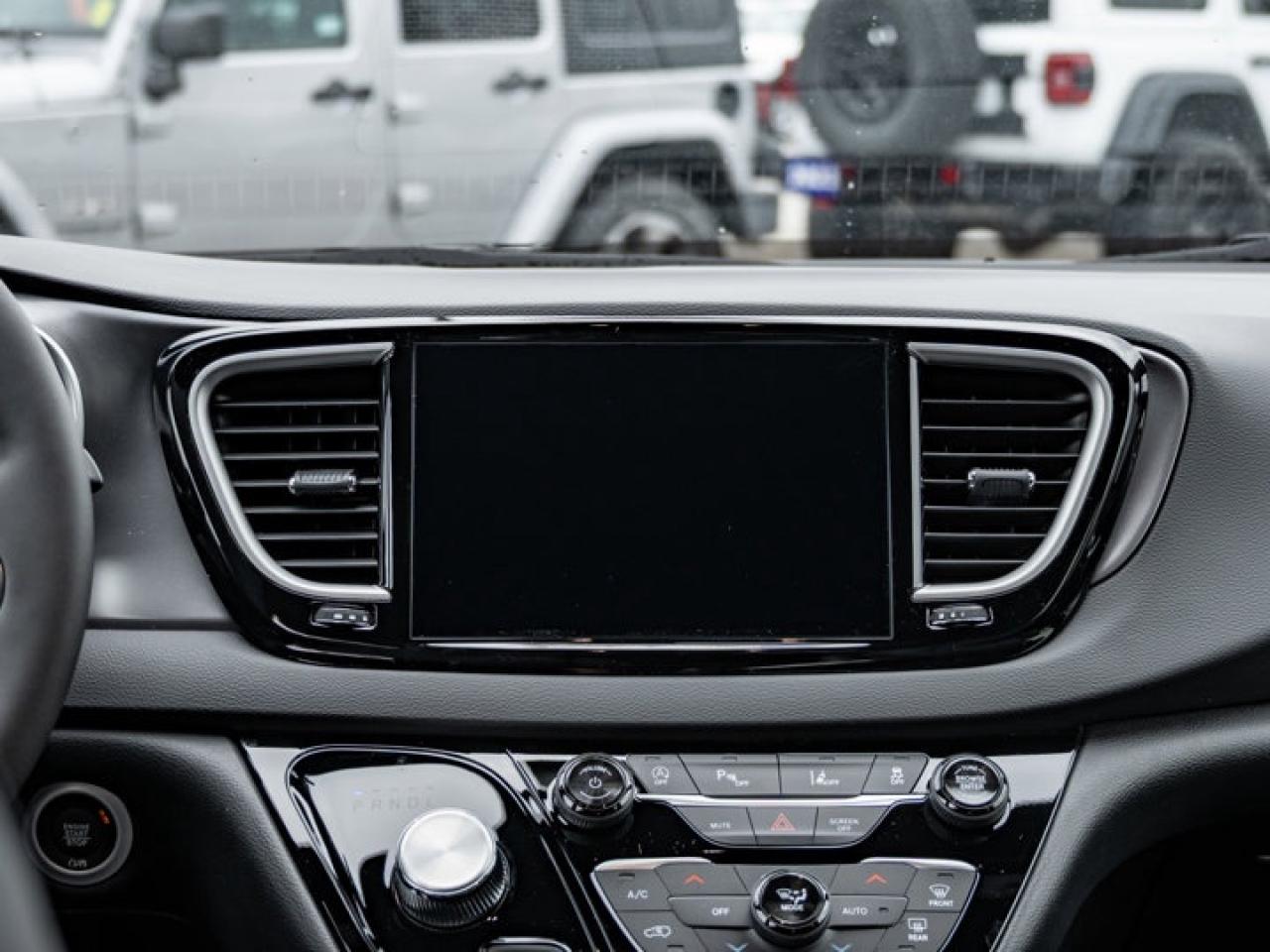 2026 Dodge Grand Caravan SXT Photo