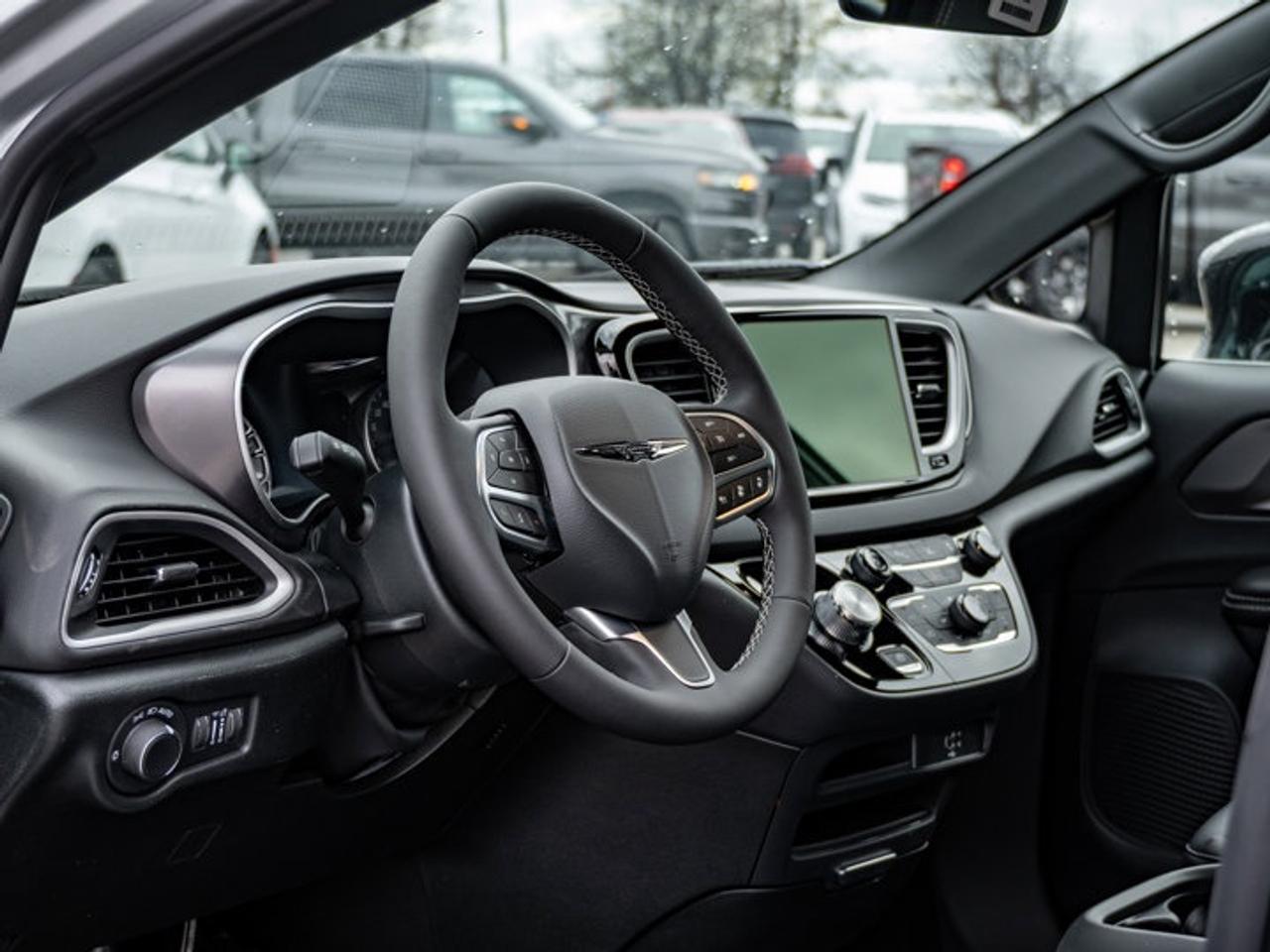 2026 Dodge Grand Caravan SXT Photo