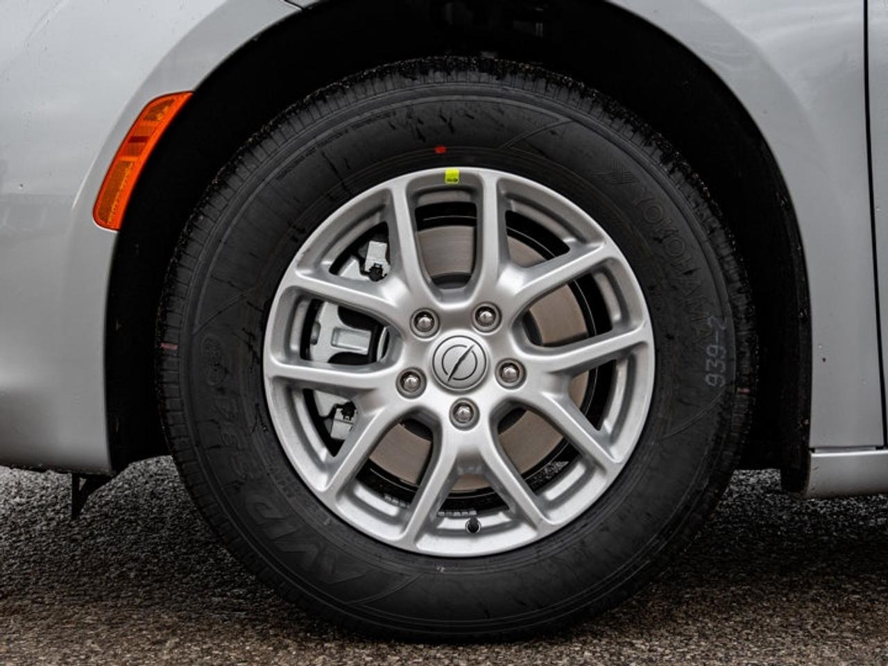 2026 Dodge Grand Caravan SXT Photo