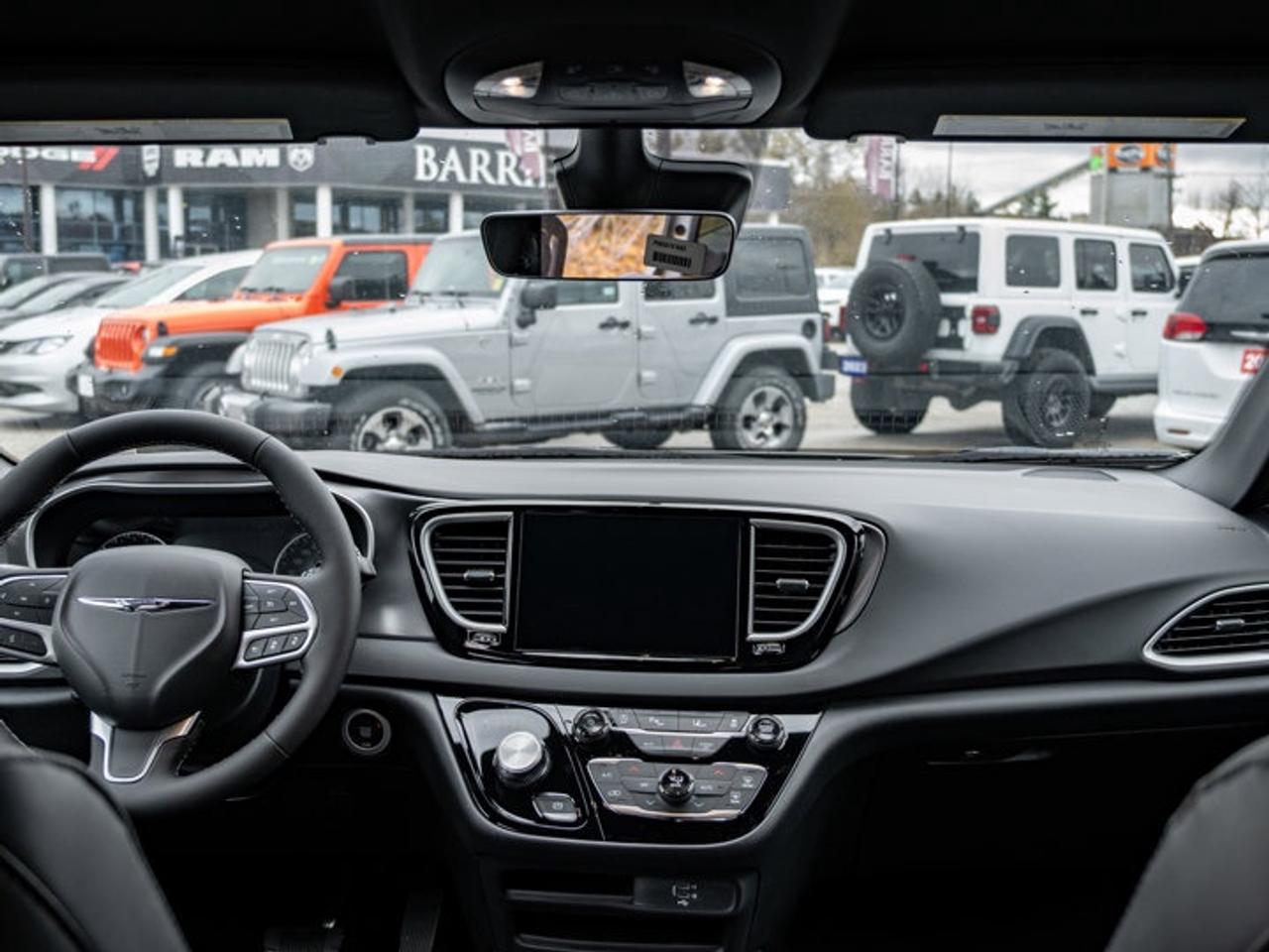 2026 Dodge Grand Caravan SXT Photo