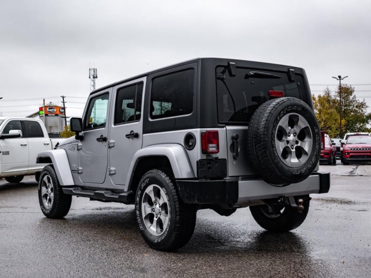 2017 Jeep Wrangler Unlimited Sahara Photo